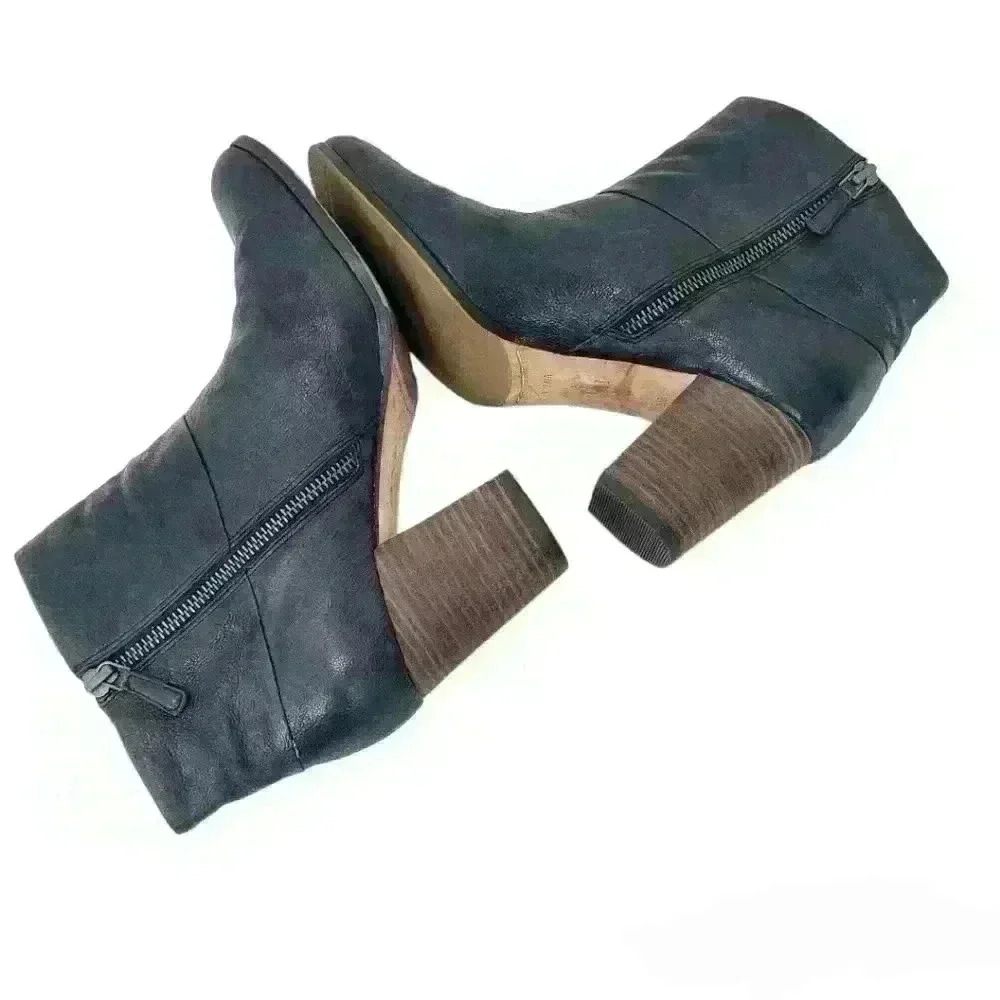 Cole Haan Cassidy Black Leather Bootie Sz 8.5 - Picture 2 of 16